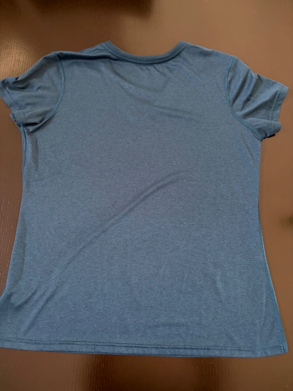 2 Nike Dri-Fit Women's tees, Vnecks, EUC, XL - Picture 7 of 9